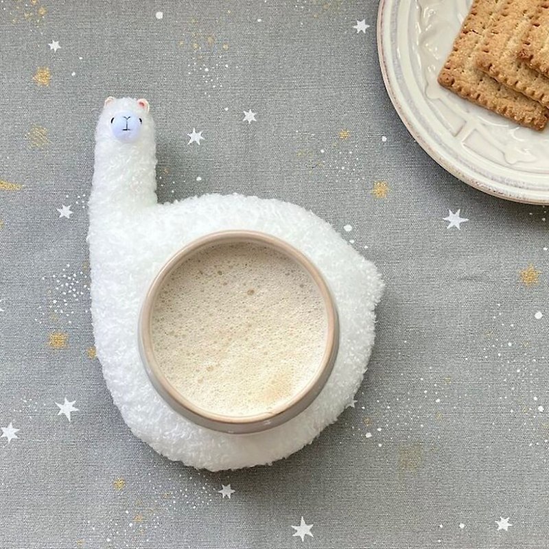alpaca shaped donut coaster - Coasters - Wool White