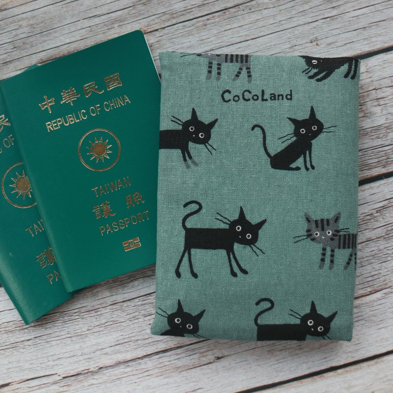 [Little Black Cat] Passport Case Passport Holder Passport Bag - ที่เก็บพาสปอร์ต - ผ้าฝ้าย/ผ้าลินิน สีน้ำเงิน