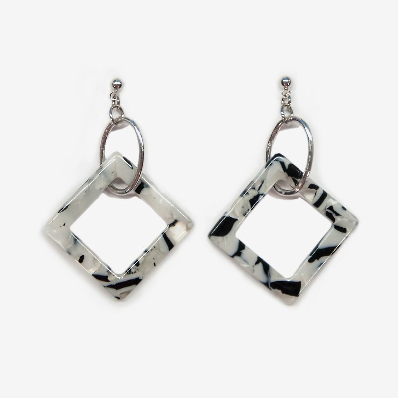 Black-and-white Film Collection - Marble Diamond Earrings, Post Earrings, Clip On Earrings - ต่างหู - โลหะ สีเทา