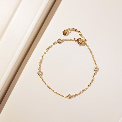 Queen Jocelyn 賈思琳 輕珠寶 【禮物】簡約時尚圓形 14K金色手鍊|輕珠寶|鋯石|金色