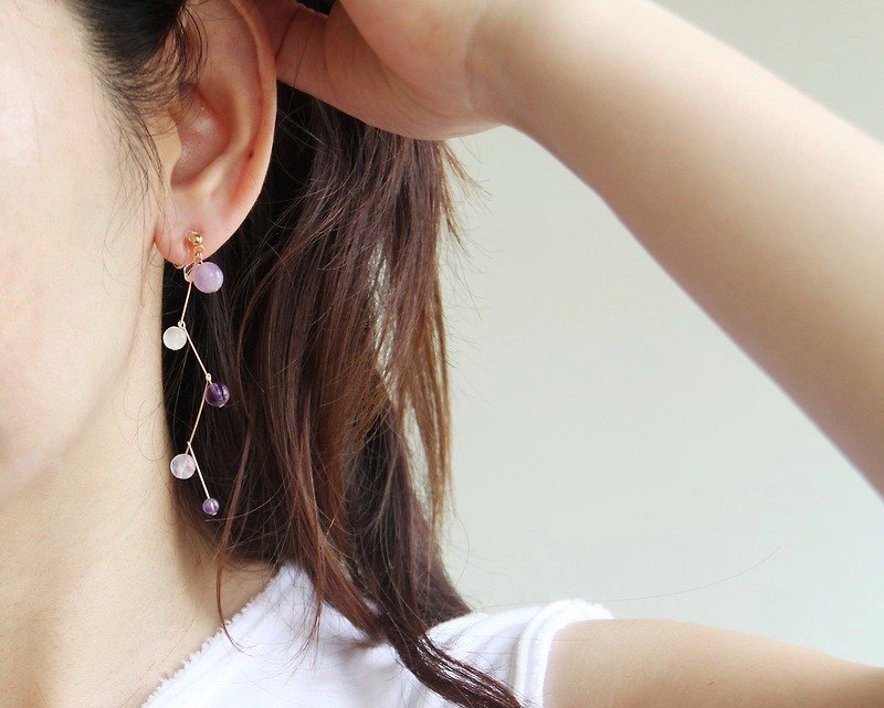 You are walking ~ Amethyst fine 14KGF earrings ear clip / Amethyst 14KGFearring - Earrings & Clip-ons - Paper Purple