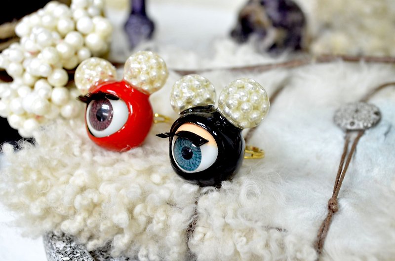 TIMBEE LO 珍珠耳朵眼珠戒指 外星怪獸系列  紅色 黑色 兩色可選  - 戒指 - 琺瑯 多色