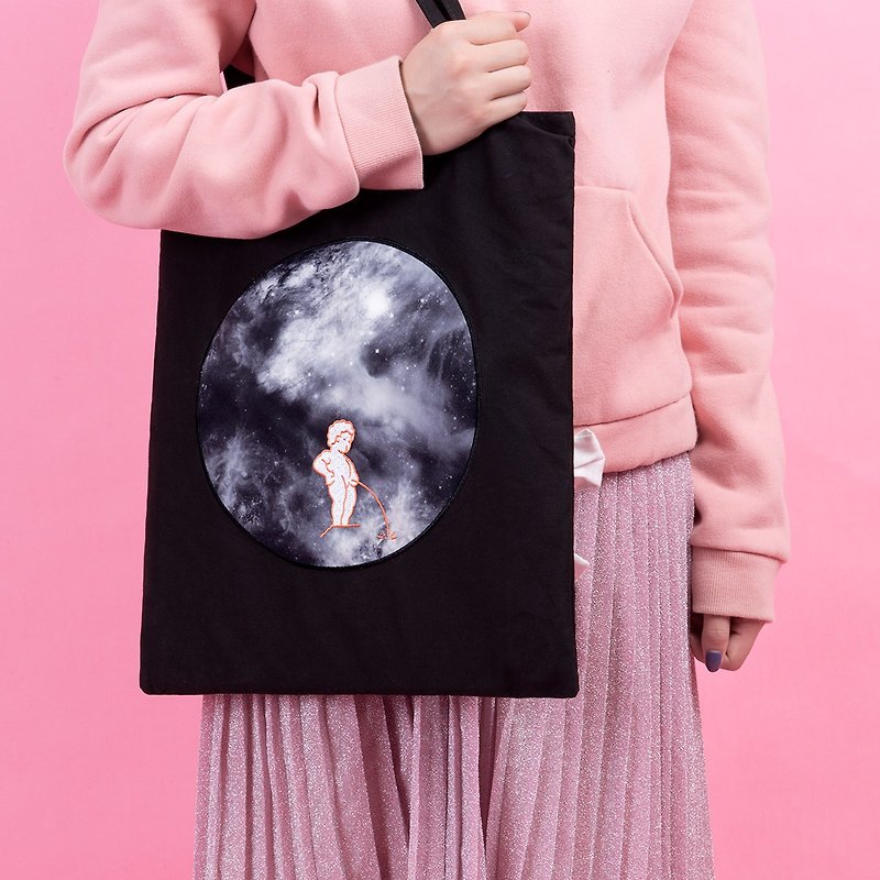 KIITOS I WANT TO universe theme cotton original embroidery print shoulder bag - Brussels pee kiddie - Messenger Bags & Sling Bags - Cotton & Hemp Black