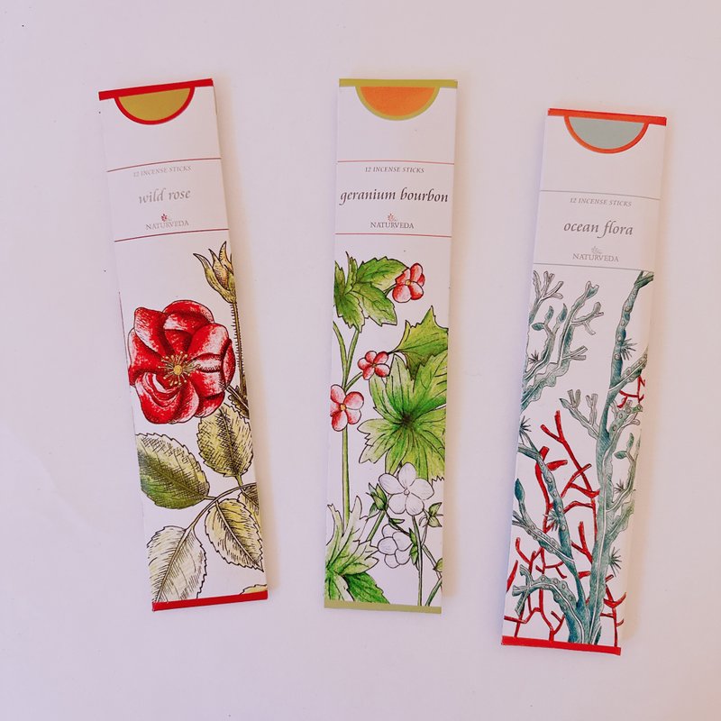 Flower embellished natural herbal incense sticks love - น้ำหอม - พืช/ดอกไม้ หลากหลายสี