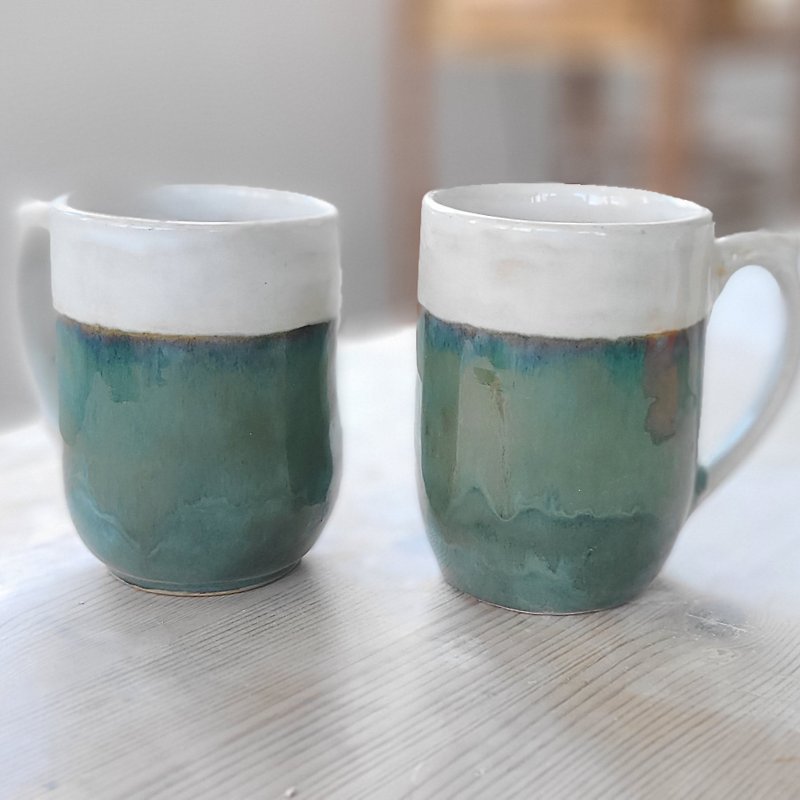 Running Glaze -  handmade Japanese waib sabi style - ceramic Mug - แก้วมัค/แก้วกาแฟ - ดินเผา สีเขียว