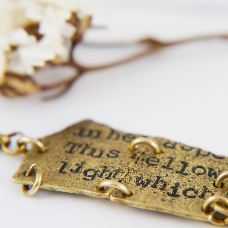 Study Department-Poet's Notes She Walks in Beauty- Brass Vintage Knockout Bracelet - Bracelets - Other Metals Gold