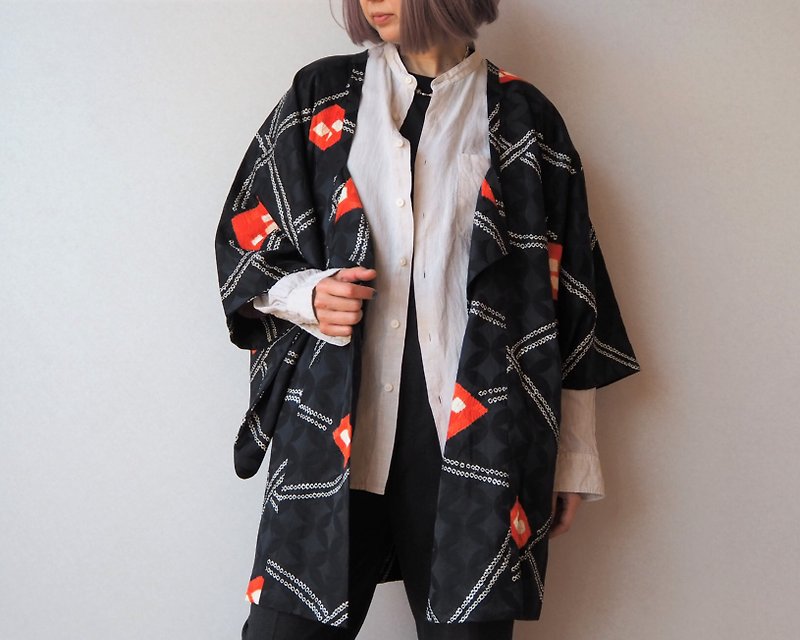 Unisex Silk Kimono, Loose Fit Tops, Luxury Silk Kimono Haori, Japan Fashion - トップス ユニセックス - シルク・絹 