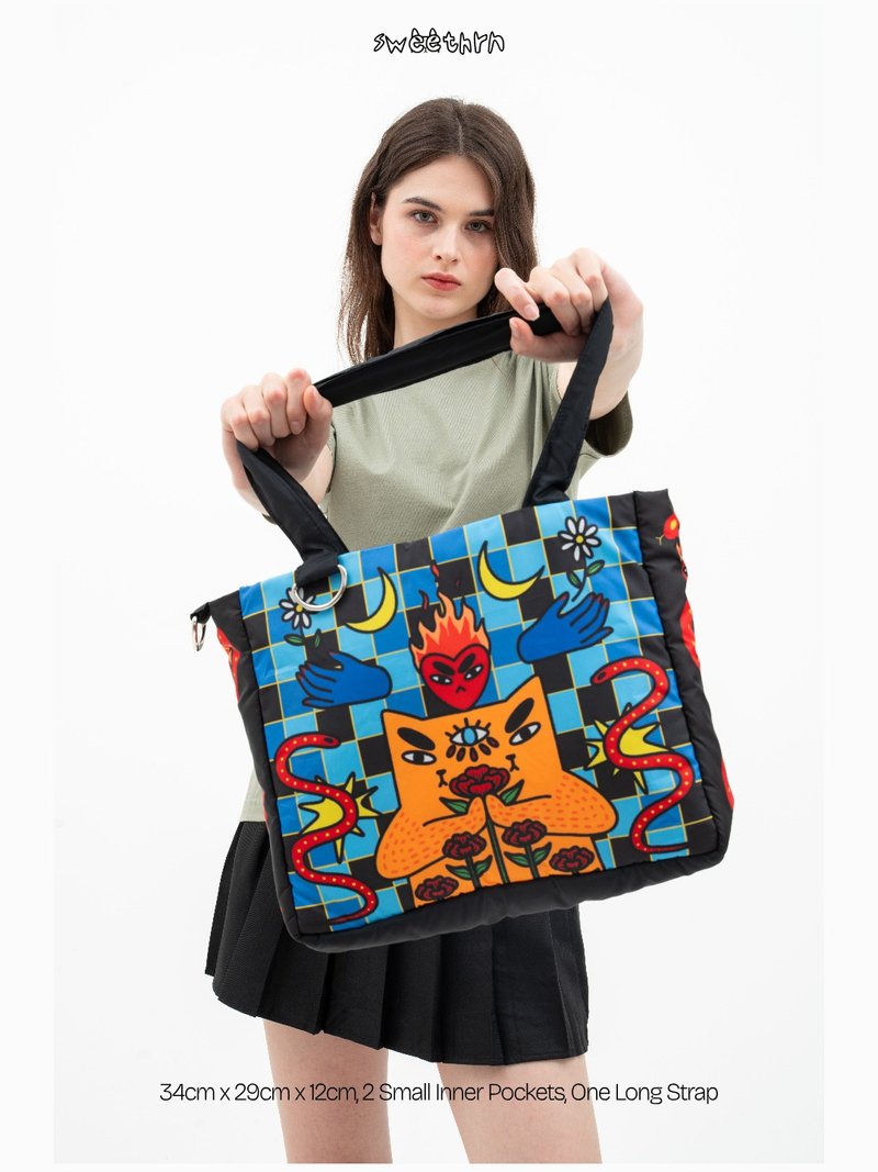 Witchy Cat Puffy Bag - 手提包/手提袋 - 尼龍 