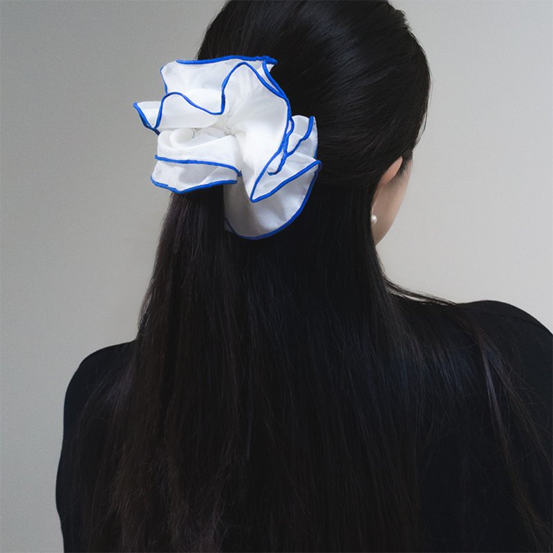 white cotton scrunchie hairband handmade headband - 髮夾/髮圈 - 棉．麻 白色