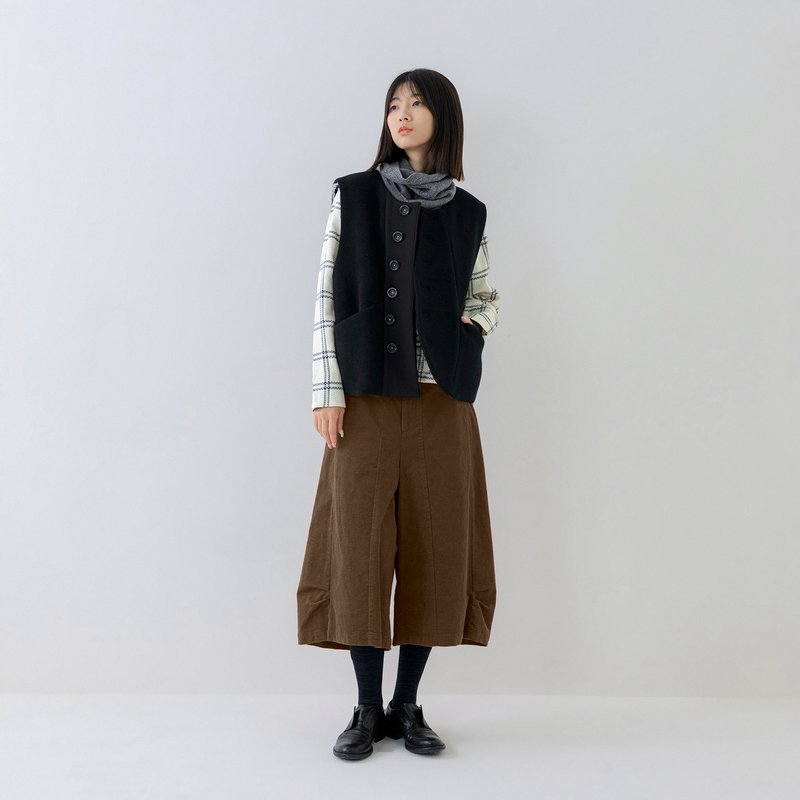 緩序【打褶】垂墜微A字八分褲 - 女長褲 - 其他材質 咖啡色