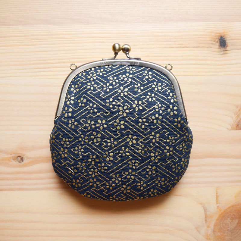 Ukiyo Golden Flower Small Cute Necklace Bag / Clutch Bag / Shoulder Bag [Made in Taiwan] - กระเป๋าคลัทช์ - โลหะ สีน้ำเงิน