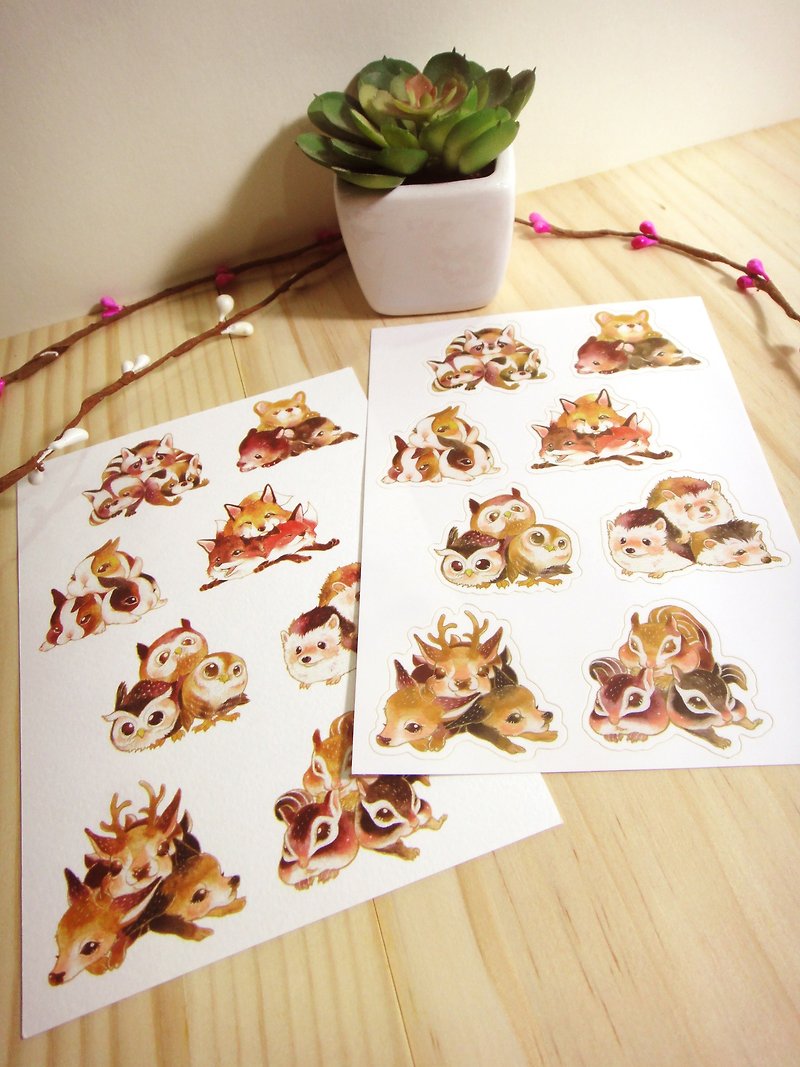 Triangle animal sticker + postcard set - การ์ด/โปสการ์ด - กระดาษ หลากหลายสี