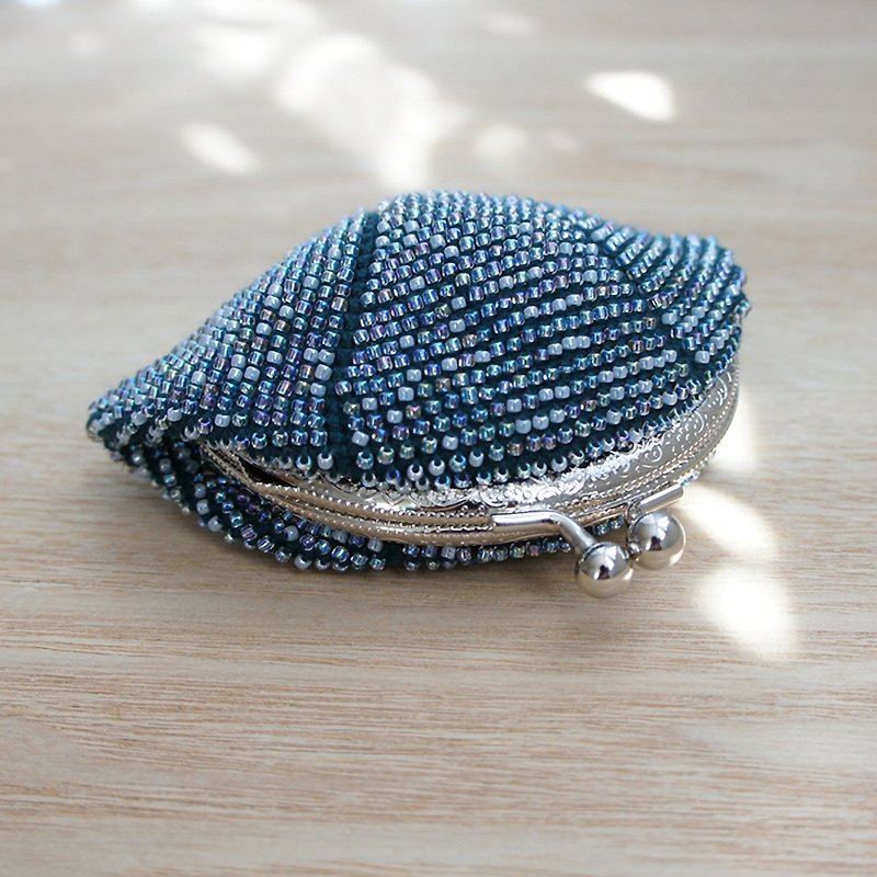 Ba-ba handmade Seedbeads crochet coinpurse No.991 - กระเป๋าใส่เหรียญ - วัสดุอื่นๆ สีเขียว