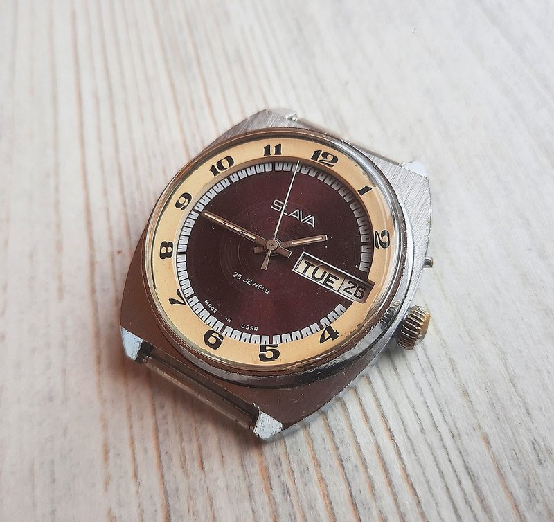 SLAVA 2428 mens watch wind up  – Soviet mechanical wrist watch USSR - 男錶/中性錶 - 其他材質 紫色