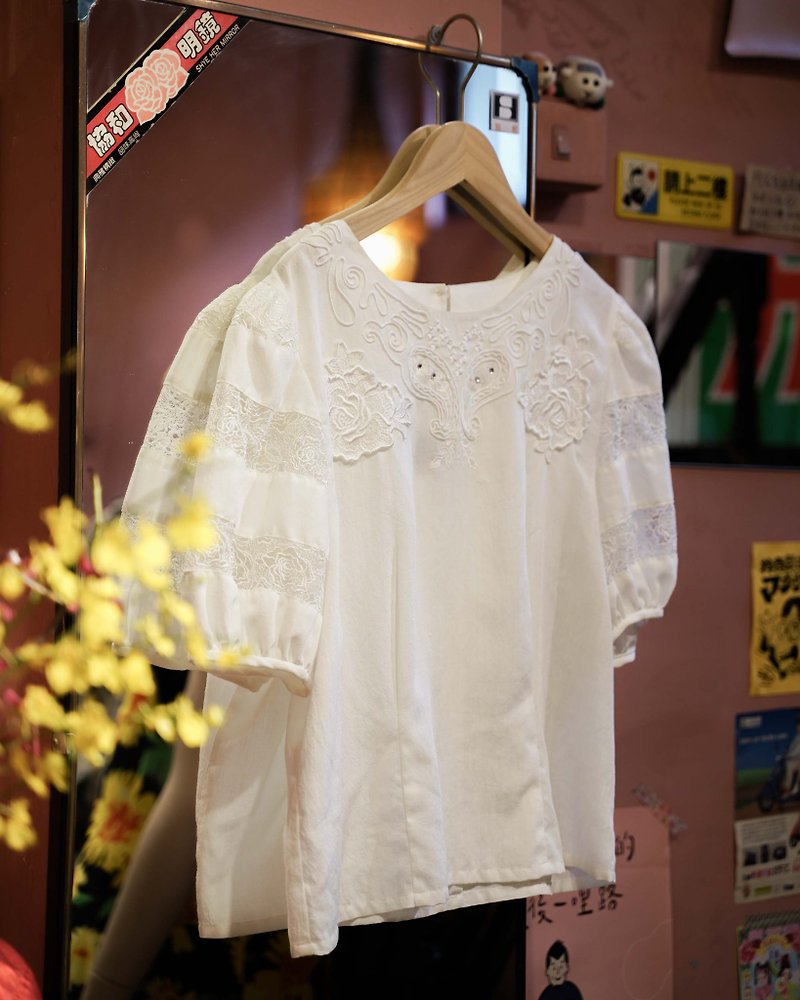 純情百貨行 古著 vintage 襯衫 玫瑰與變形蟲白襯衫 C00004 - 女襯衫 - 聚酯纖維 白色