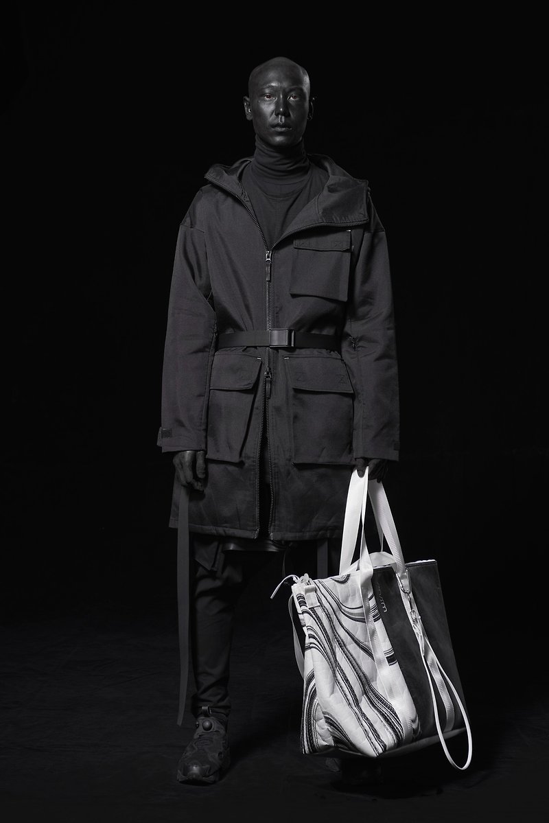 [IONISM] Asymmetric tailoring machine windbreaker black - Women's Casual & Functional Jackets - Polyester Black