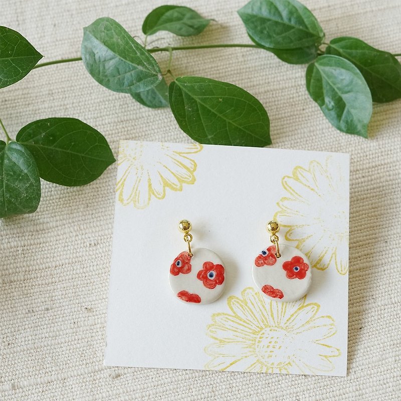 Red flower gold earrings