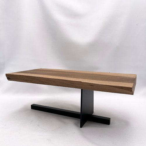 YCY：設計款信箱、金屬製品、設計家具、魔劍、妖刀，提供頂精緻的好選項 鐵木和 嚴選熱處理相思木 桌上展示架 桌上置物架 家飾架