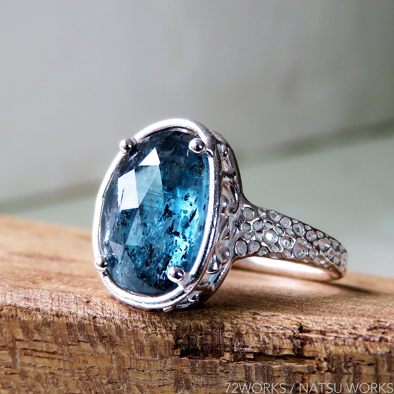 Moss Kyanite Ring - General Rings - Gemstone Blue