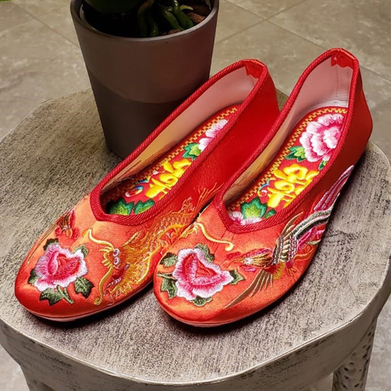 傳統手工製造紅色繡花鞋 KW11201709 紅色 ** 附送贈品 ** - 女休閒鞋/帆布鞋 - 棉．麻 紅色