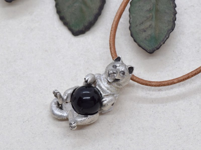 Dog accessories Shiba Inu ball pendant Morion (black crystal) with leather string necklace - สร้อยคอ - โลหะ สีเงิน