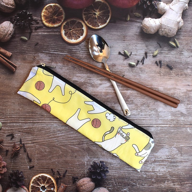 Out-and-out tableware set (chopstick bag + chopsticks + spoon)_Cat yarn - Cutlery & Flatware - Nylon Yellow