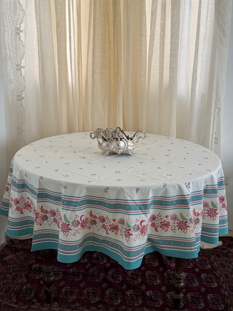 50007-Charming French round table cloth 175cm - Place Mats & Dining Décor - Cotton & Hemp 