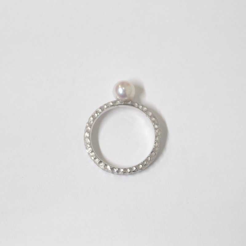 Akoya pearl soil ring Silver color - แหวนทั่วไป - เครื่องเพชรพลอย สีเทา