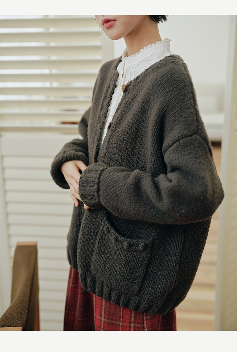 Wool blend knitted cardigan jacket long sleeves artistic feel - สเวตเตอร์ผู้หญิง - ขนแกะ หลากหลายสี