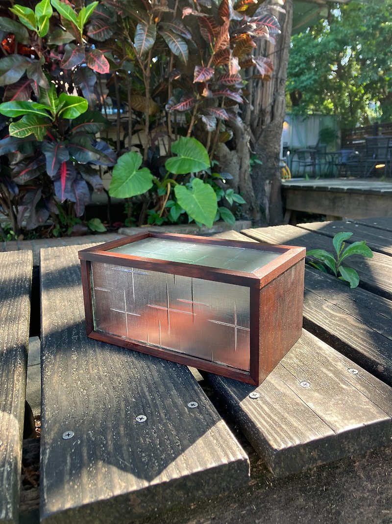 Cross flower vintage glass cypress box walnut color - กล่องเก็บของ - ไม้ 