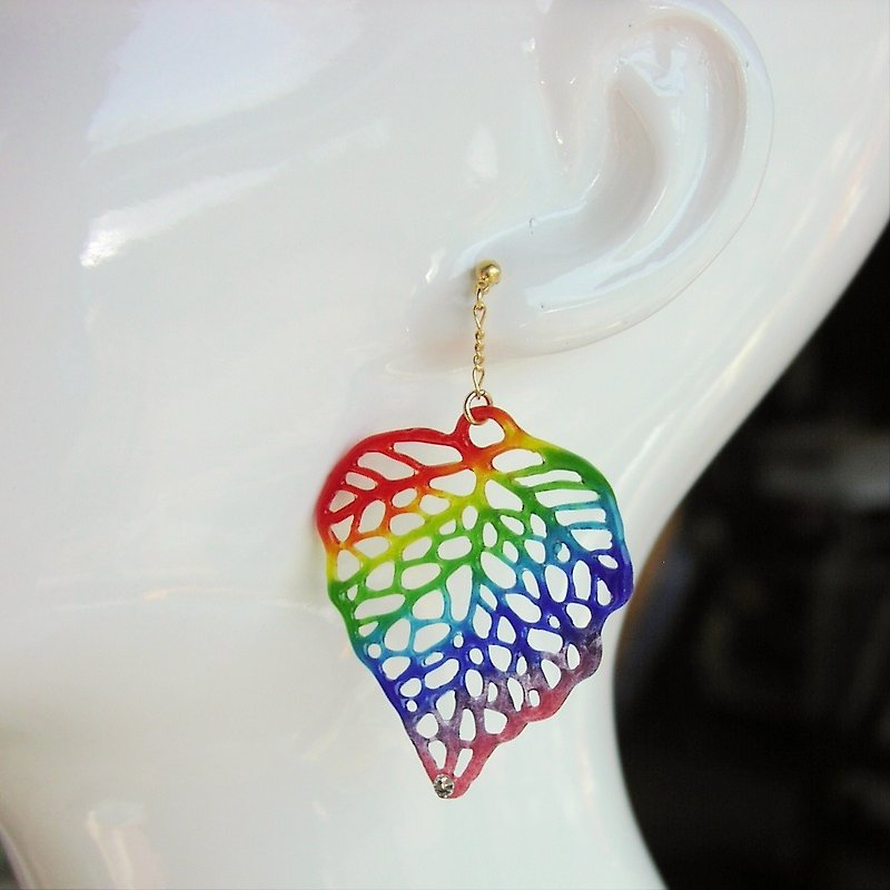Rainbow Clip-On or earrings - ต่างหู - แก้ว หลากหลายสี