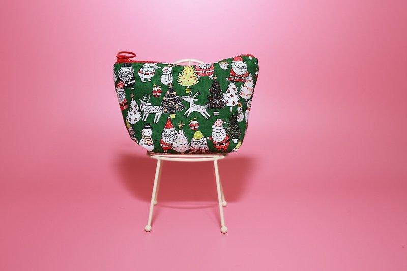Pu. Leimi Japanese Handmade - (Christmas Special Edition) Images Christmas gift packs (green) Cosmetic Bag / gift bag / admission package - กระเป๋าเครื่องสำอาง - ผ้าฝ้าย/ผ้าลินิน ขาว