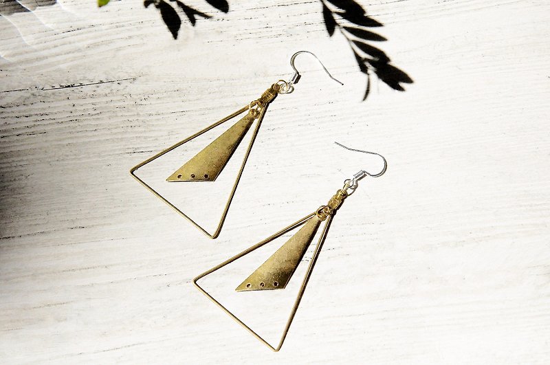 Other Metals Earrings & Clip-ons Gold - / Simple sense / retro golden hue yellow Bronze earrings - trigonometric Aesthetics (clip-on can be changed)
