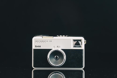 中古】動作未確認 Kodak 水っぽく Instamatic 33 フィルムカメラ