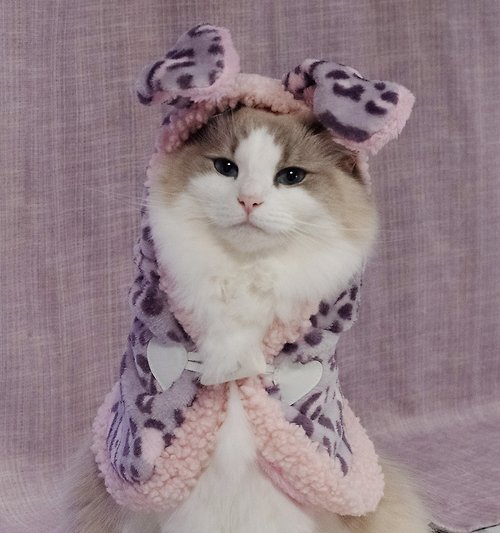 喵姬愛貓 披著萌皮的貓系列_牛角扣連帽披肩(豹豹兔)