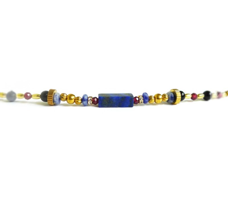 Ficelle | handmade brass natural stone bracelet | - สร้อยข้อมือ - เครื่องเพชรพลอย สีน้ำเงิน