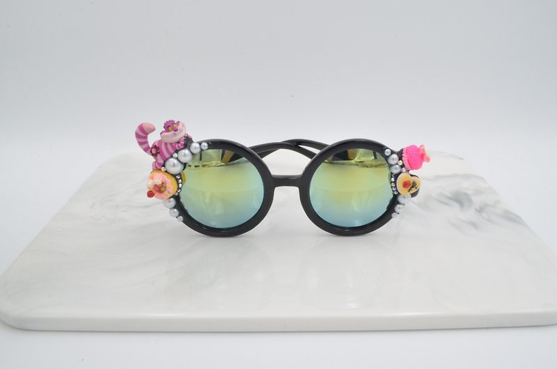 妙妙貓咪裝飾太陽眼鏡 客人訂製款 - 太陽眼鏡/墨鏡 - 樹脂 多色