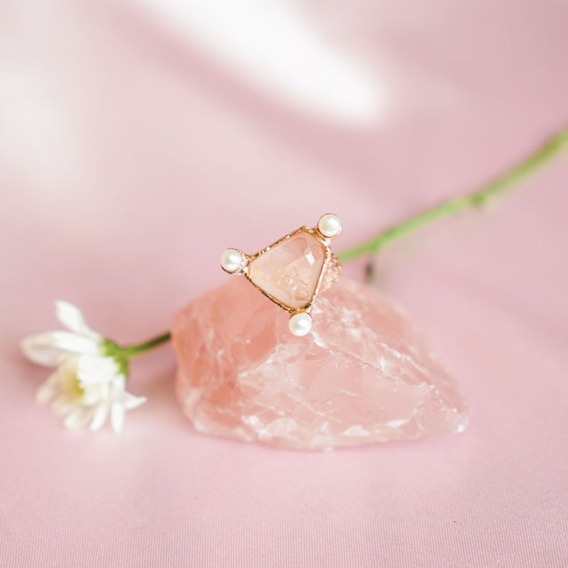 Hedy Pearl Ring - General Rings - Semi-Precious Stones Pink