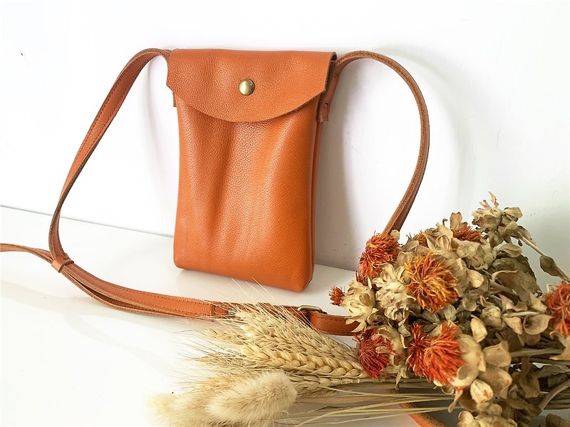 Sunkist orange nappa leather mobile phone bag handmade leather mini satchel - กระเป๋าแมสเซนเจอร์ - หนังแท้ สีส้ม