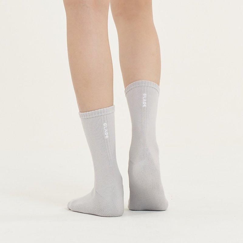 【GLADE.】Cloud thick-soled comfortable contrasting white embroidered mid-calf socks (light gray) - Socks - Cotton & Hemp Gray
