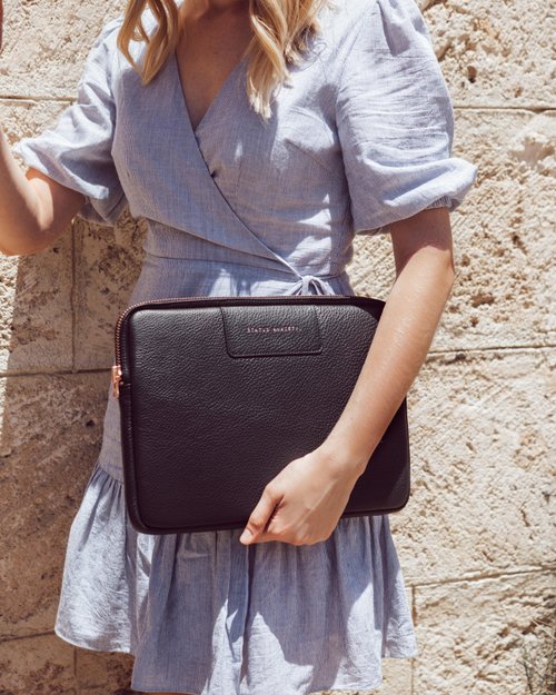 BEFORE I LEAVE 13-inch laptop case_black, pink, camel, gray