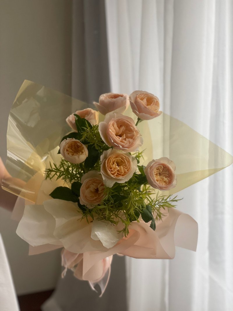 | Glass Translucent Series | Garden Rose Bouquet - Dried Flowers & Bouquets - Plants & Flowers Pink