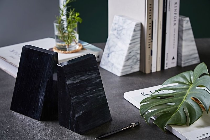 JEmarble natural marble bookends / book clips / gift box / 2 into a pair - ชั้นวางหนังสือ - หิน 