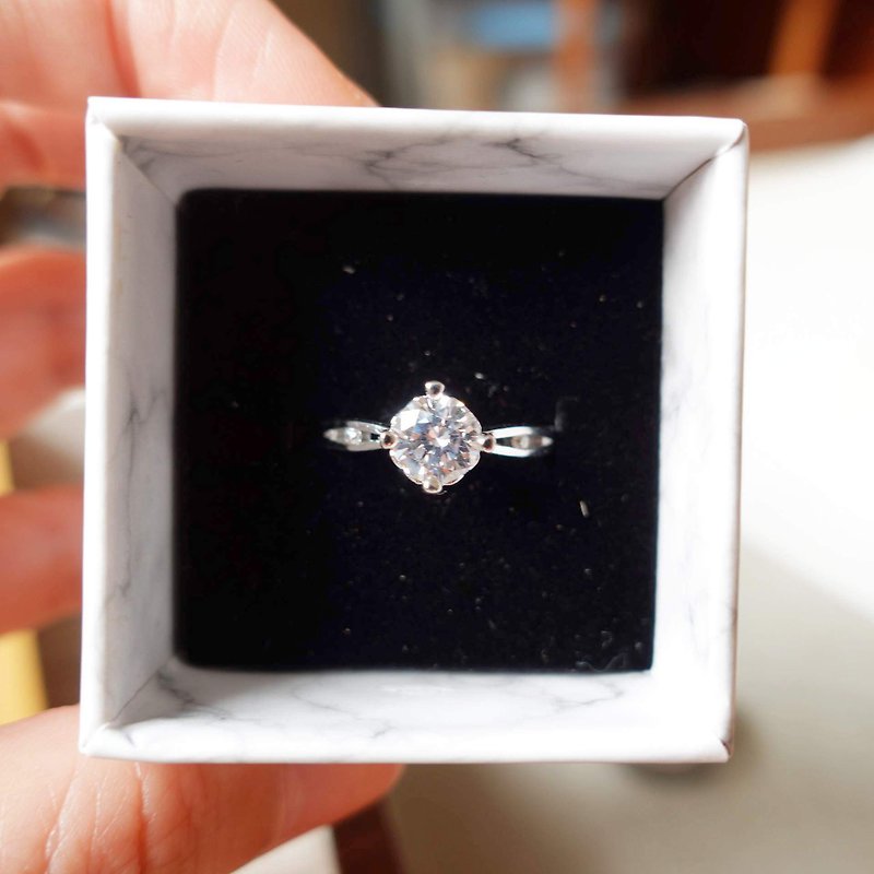 Mossang Ring White Mossang Diamond Ring 925 Silver Live Wai - แหวนทั่วไป - เพชร ขาว