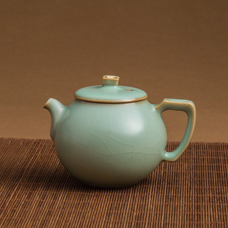 Tao Workshop│Wangfu Memorial Pot (Single Pot Wooden Box) - Teapots & Teacups - Porcelain 