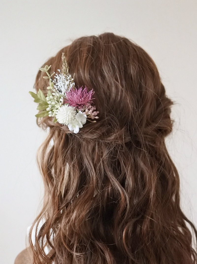 プチブーケ　ヘッドドレス・・パープルベリー×ホワイトアザミ×ジプソフィラ - 髮夾/髮飾 - 植物．花 紫色