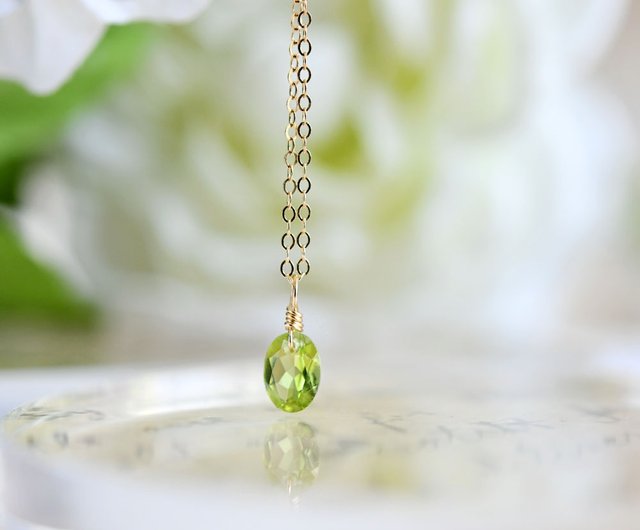 14kgf　ペリドットのひと粒雫チャーム 太陽の光があなたの未来を照らす ~peridot カード付き ペリドット 石