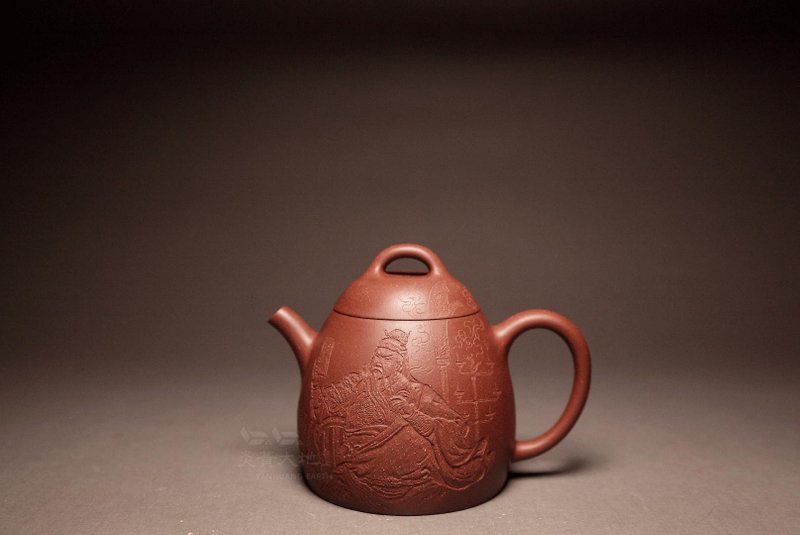 [Guan Gong Chun Qiu] Two famous teachers, Cheng Gang & Ke Qinyu, work together to create the Cultural Revolution bottom tank clear 250cc - Teapots & Teacups - Pottery Purple