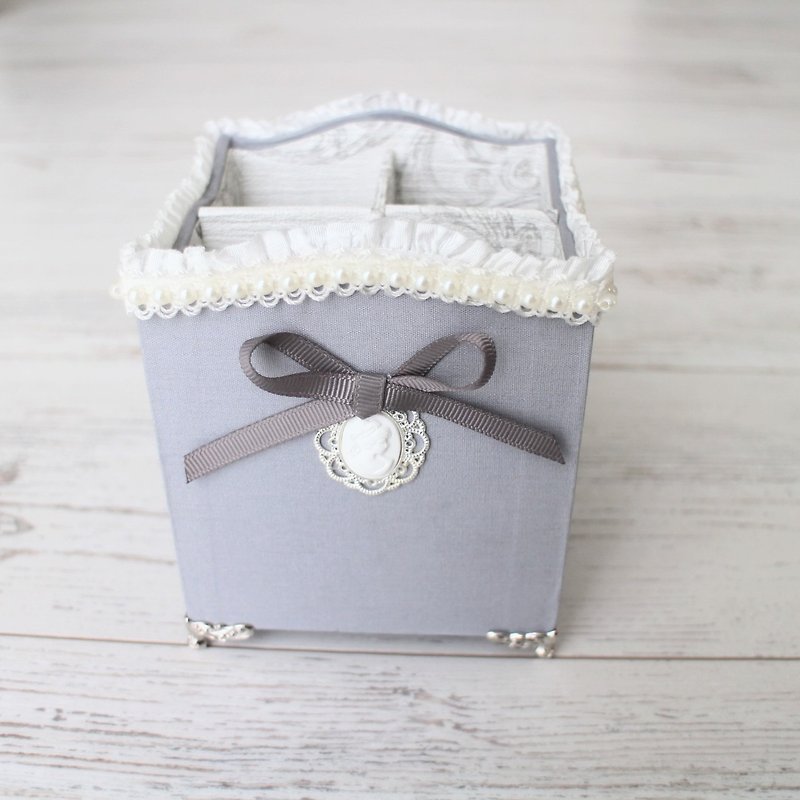 French Chic Cameo Motif Ribbon Pearl Pen Stand Pen Stand Accessory Case Made-to-Order - Pen & Pencil Holders - Cotton & Hemp Gray