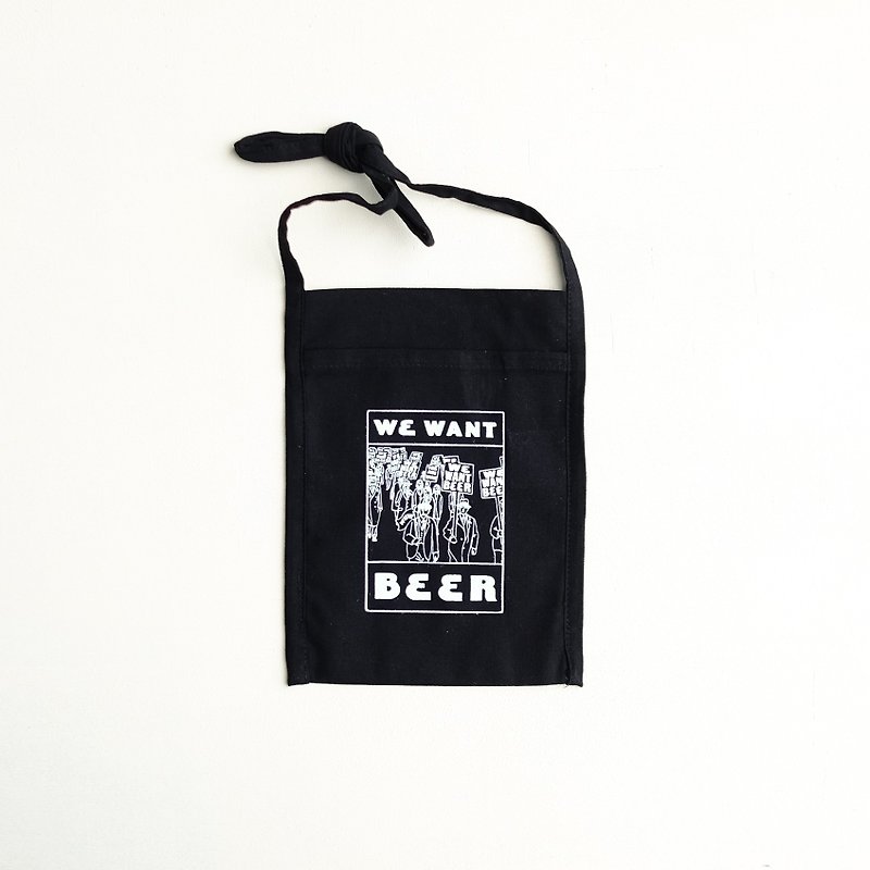 WE WANT BEER Sakosh BLACK - Messenger Bags & Sling Bags - Cotton & Hemp Black